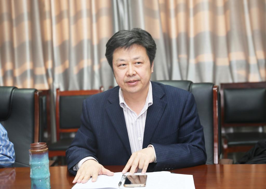 院长刘鸣韬讲话