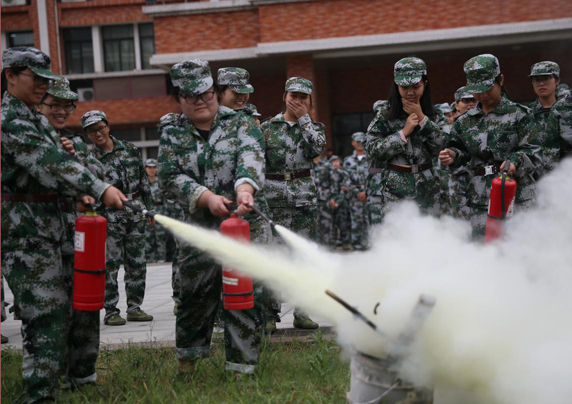 新生消防演练